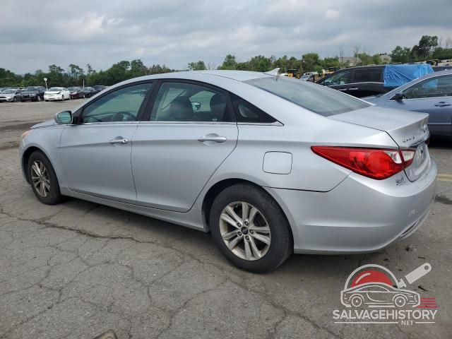 5NPEB4AC7BH202078 2011 HYUNDAI SONATA photo no. 2