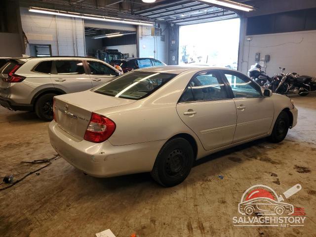 4T1BE32K54U844233 2004 TOYOTA CAMRY photo no. 3