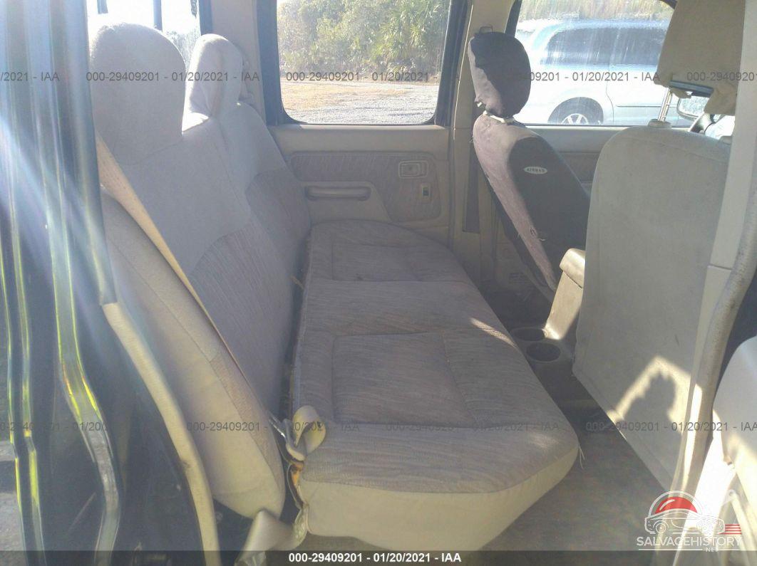 1N6ED27T5YC303868 2000 NISSAN FRONTIER 2WD photo no. 8