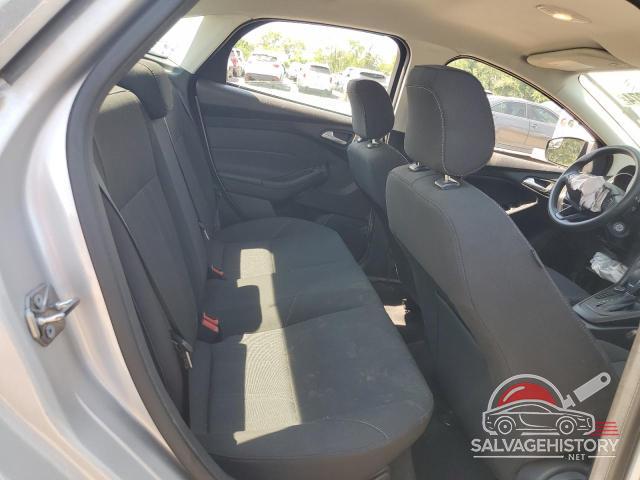 1FADP3F29JL214983 2018 FORD FOCUS photo no. 10