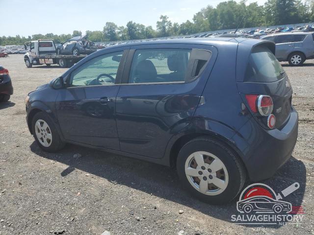 1G1JA6SG8F4144713 2015 CHEVROLET SONIC photo no. 2