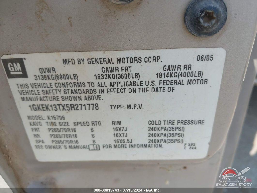 1GKEK13TX5R271778 2005 GMC YUKON photo no. 9