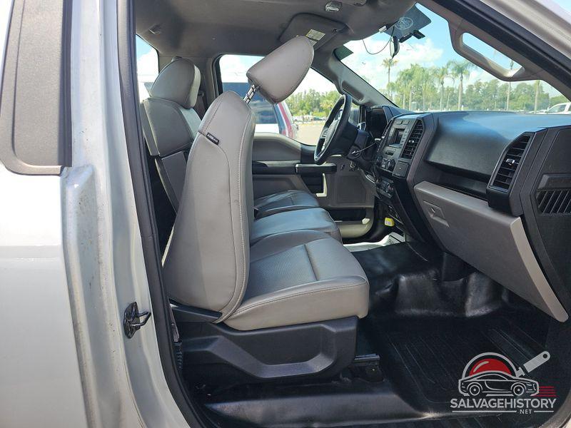 1FTMF1C86HKD02657 2017 FORD F-150 photo no. 5