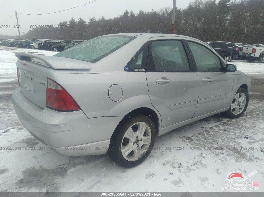 1FAHP38Z85W291134 2005 FORD FOCUS photo no. 4