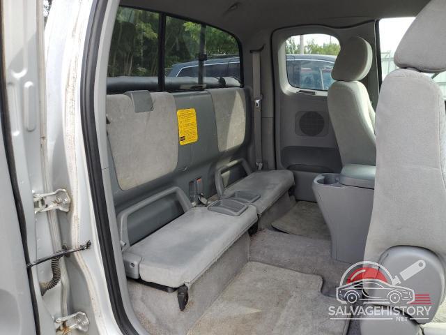 5TEUX42N98Z488471 2008 TOYOTA TACOMA photo no. 10