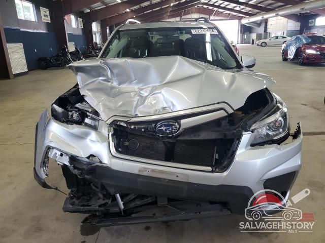 JF2SKAGC7KH435256 2019 SUBARU FORESTER photo no. 5
