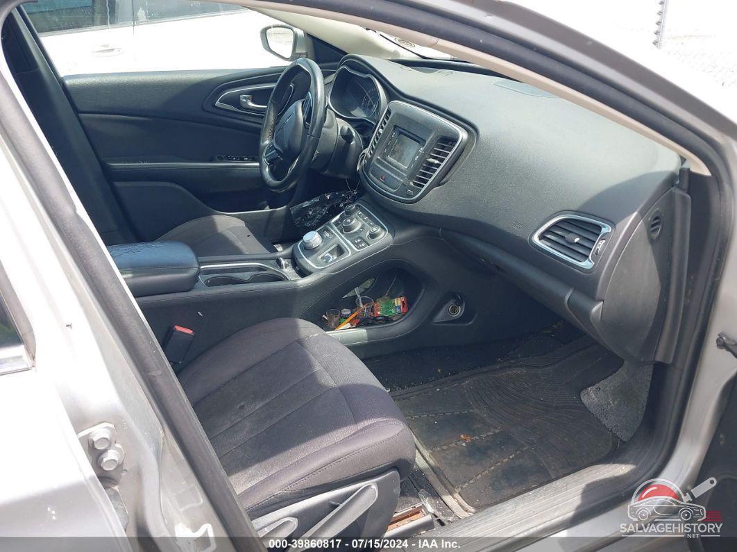 1C3CCCAB6FN632927 2015 CHRYSLER 200 photo no. 5