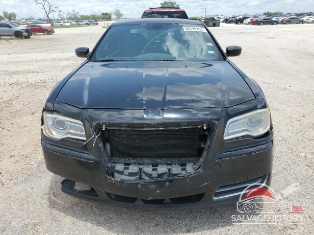 2C3CCAAG3DH728360 2013 CHRYSLER 300 photo no. 5