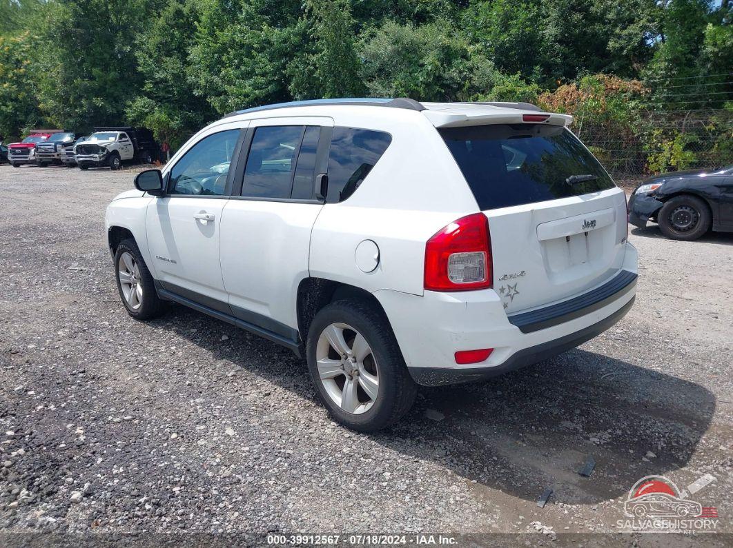 1J4NF1FB9BD244495 2011 JEEP COMPASS photo no. 3