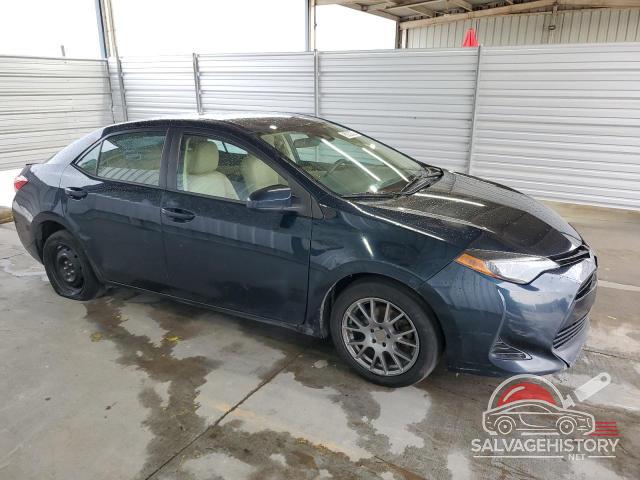 5YFBURHE0HP710406 2017 TOYOTA COROLLA photo no. 4