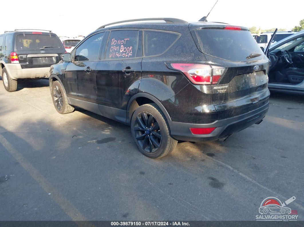 1FMCU9GD2JUB66508 2018 FORD ESCAPE photo no. 3