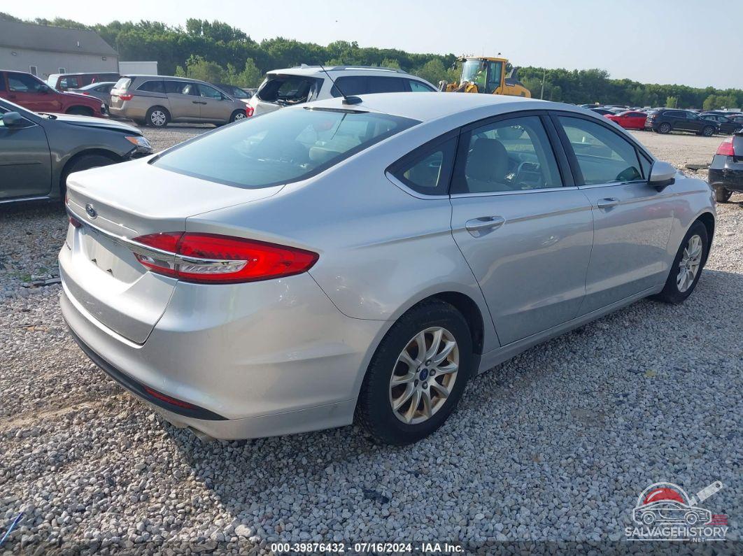 3FA6P0G77HR394882 2017 FORD FUSION photo no. 4