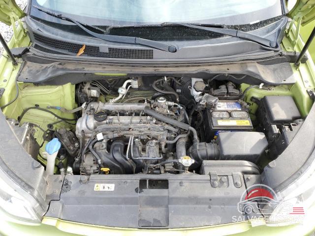 KNDJN2A2XF7761717 2015 KIA SOUL photo no. 12