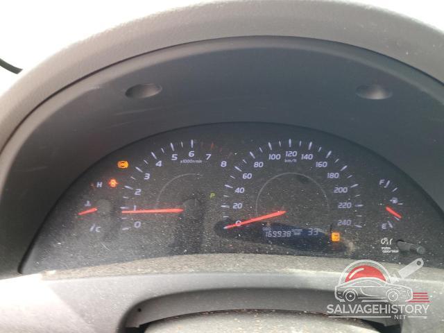 4T1BF3EK7AU001526 2010 TOYOTA CAMRY photo no. 9