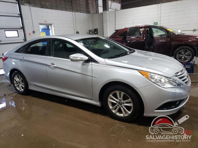5NPEB4AC5EH919440 2014 HYUNDAI SONATA photo no. 4