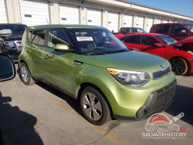 KNDJN2A24G7827566 2016 KIA SOUL photo no. 4