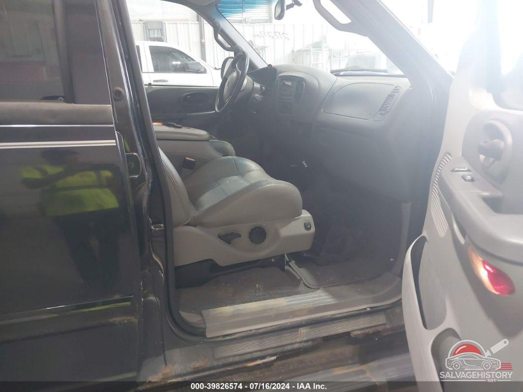 1FTRW08L72KB47881 2002 FORD F-150 photo no. 5