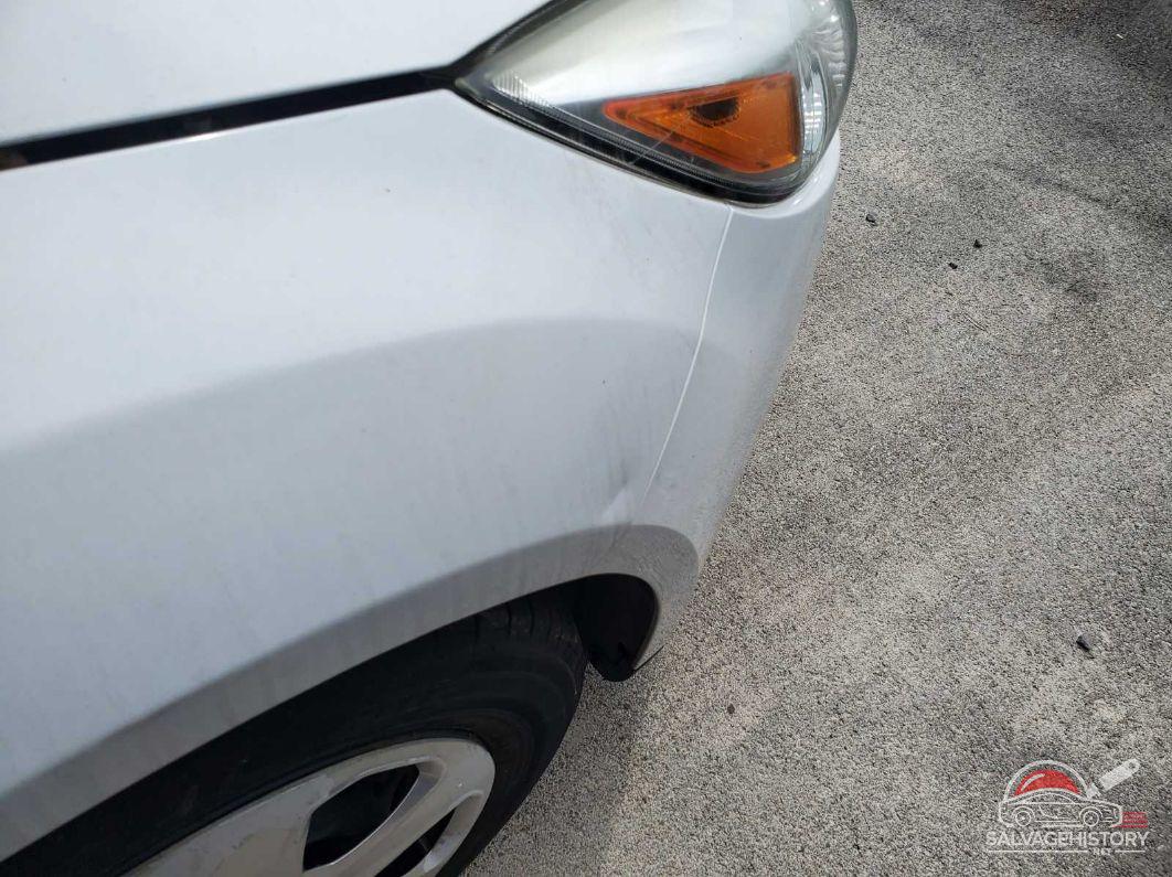1FADP3E21GL329751 2016 FORD FOCUS photo no. 10