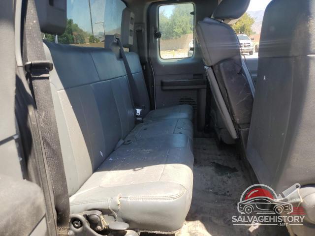 1FT7X2A64GEA45061 2016 FORD F250 photo no. 9