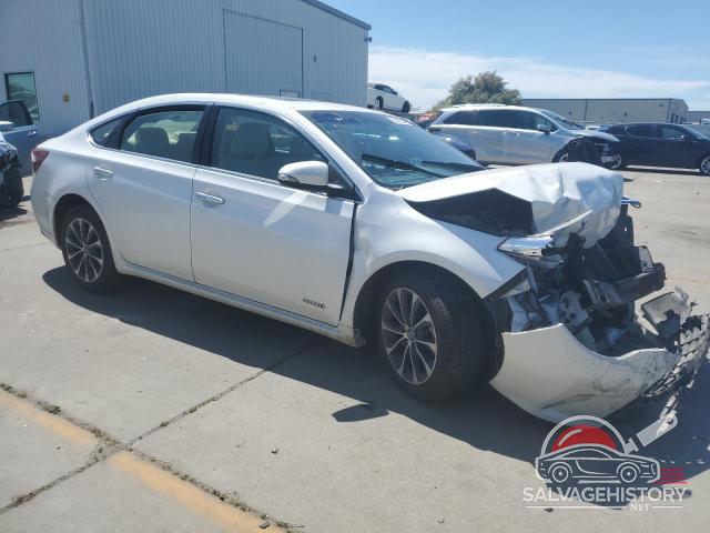4T1BD1EB6JU063574 2018 TOYOTA AVALON photo no. 4