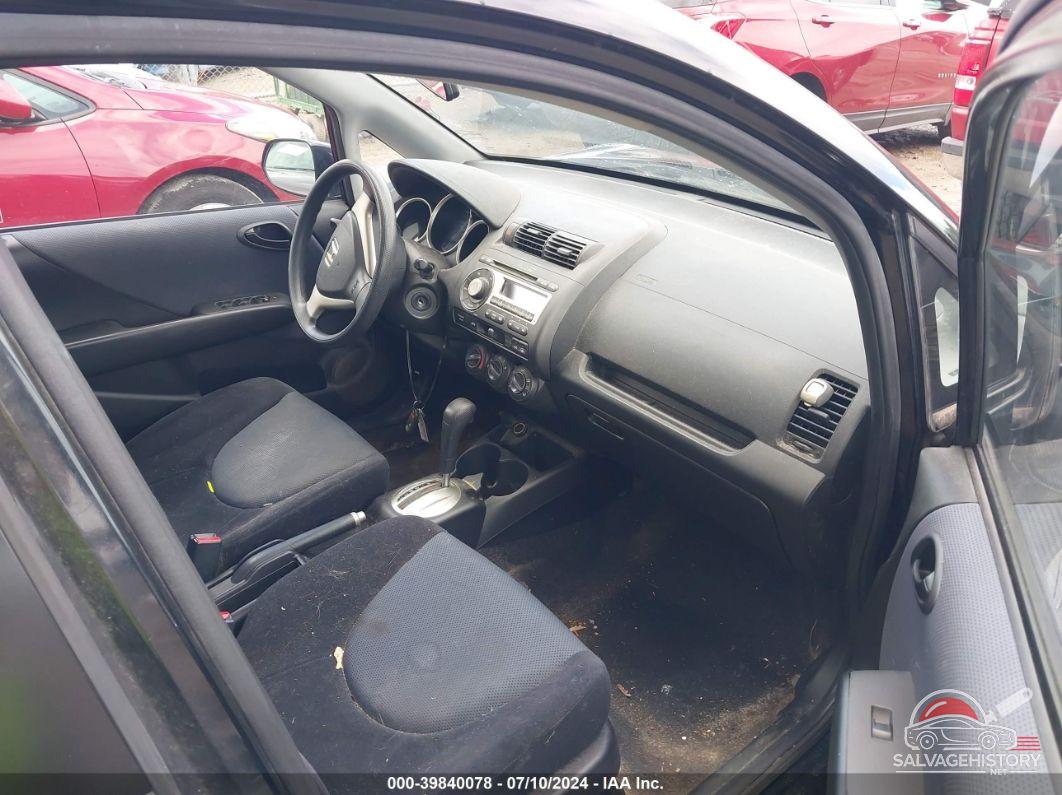 JHMGD38488S042216 2008 HONDA FIT photo no. 5