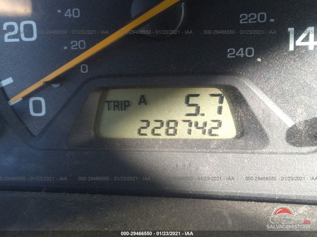 1HGCG1654XA028083 1999 HONDA ACCORD SDN photo no. 7