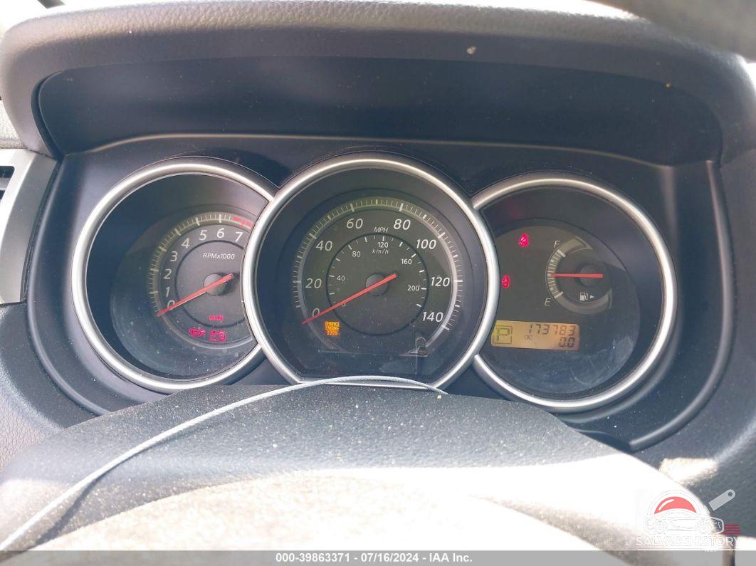3N1BC1CP2BL506579 2011 NISSAN VERSA photo no. 7