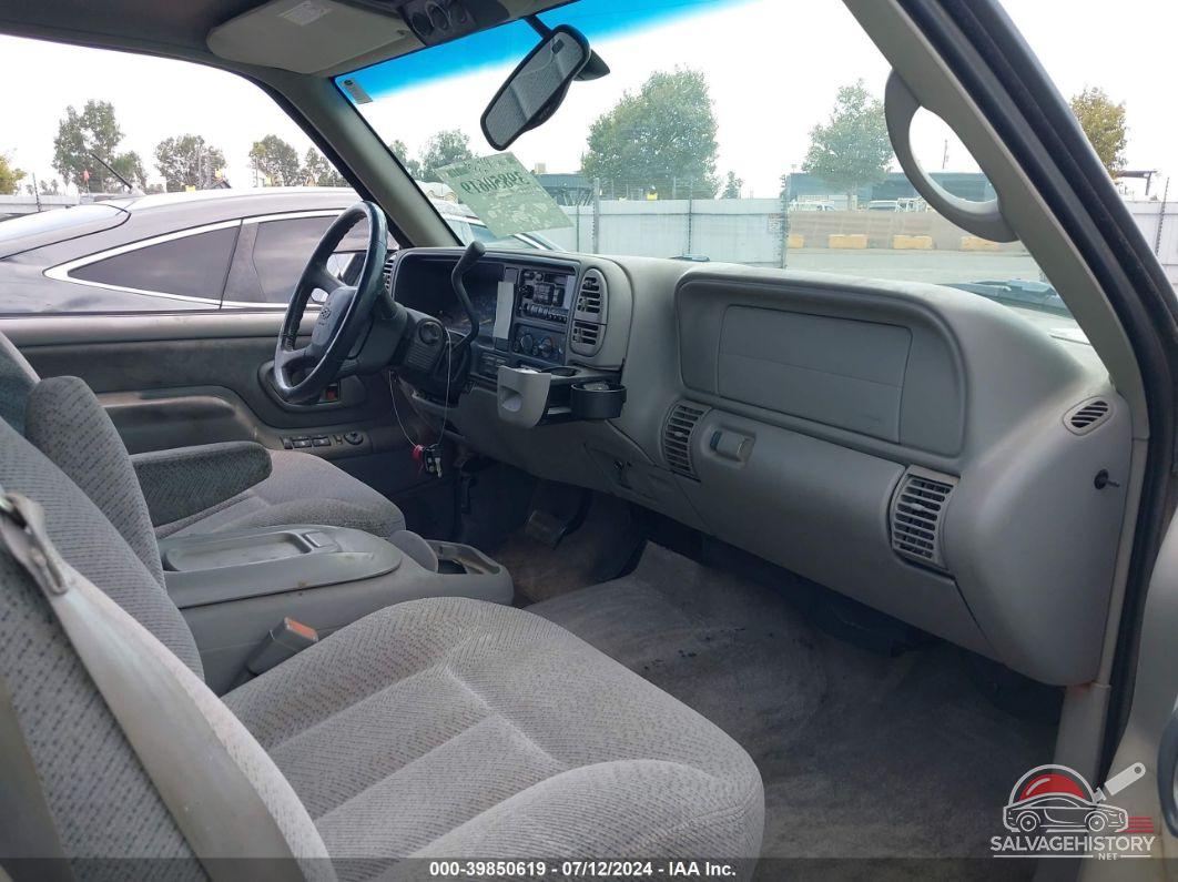 3GNFK16RXXG129800 1999 CHEVROLET SUBURBAN 1500 photo no. 5