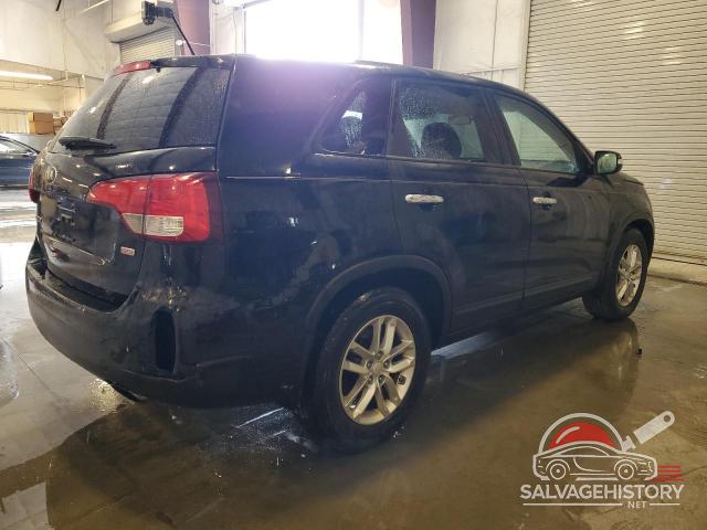 5XYKT3A63FG592369 2015 KIA SORENTO photo no. 3