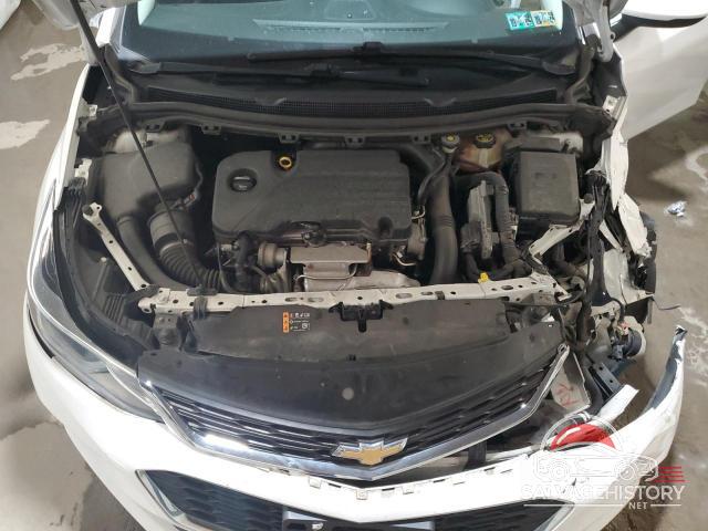 3G1BE6SM5JS611688 2018 CHEVROLET CRUZE photo no. 11