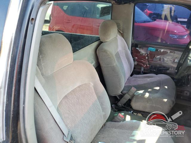 1GCEC14W52Z346108 2002 CHEVROLET ALL Models photo no. 10