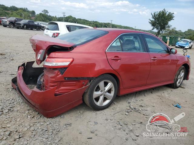 4T1BF3EK1BU636212 2011 TOYOTA CAMRY photo no. 3