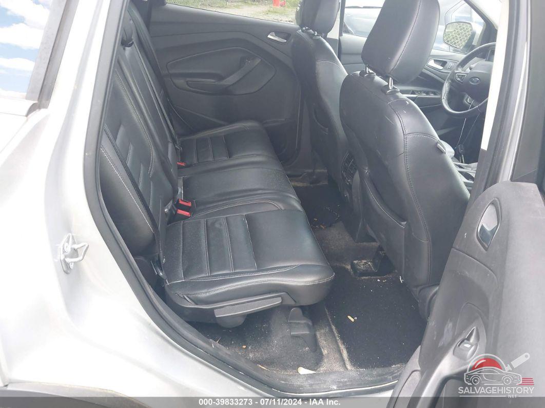 1FMCU9HD9JUB24951 2018 FORD ESCAPE photo no. 8