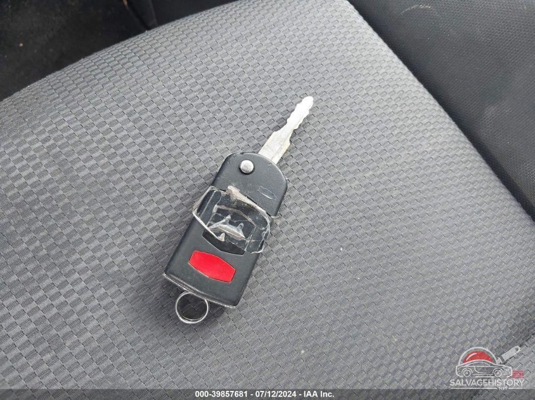 JM1CR29L570151373 2007 MAZDA MAZDA5 photo no. 11