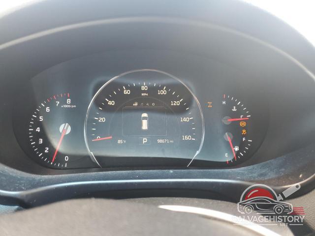 5XYPHDA1XJG354979 2018 KIA SORENTO photo no. 9