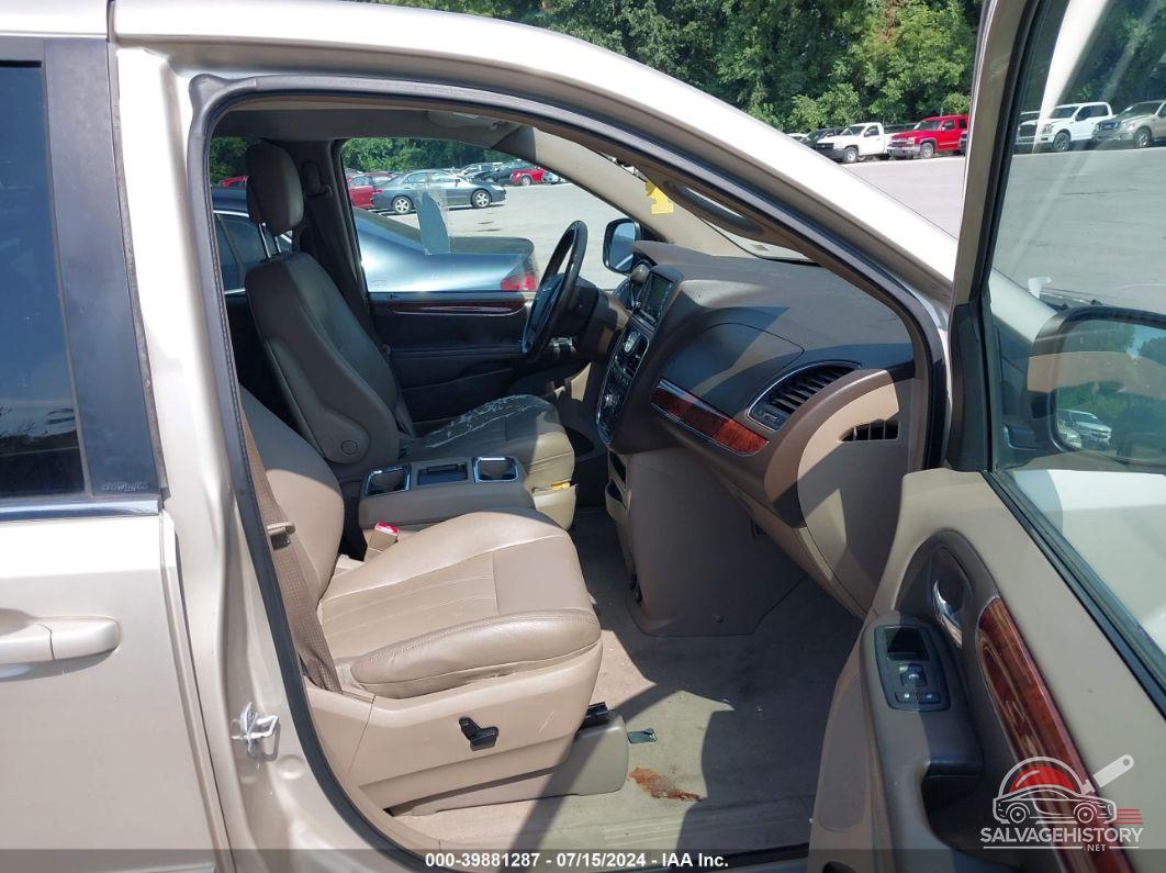 2C4RC1BG2CR237162 2012 CHRYSLER TOWN & COUNTRY photo no. 5