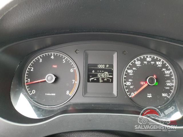 3VW2K7AJ3DM311750 2013 VOLKSWAGEN JETTA photo no. 9