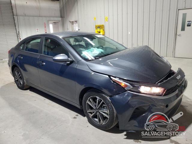 3KPF24ADXRE725378 2024 KIA FORTE photo no. 4