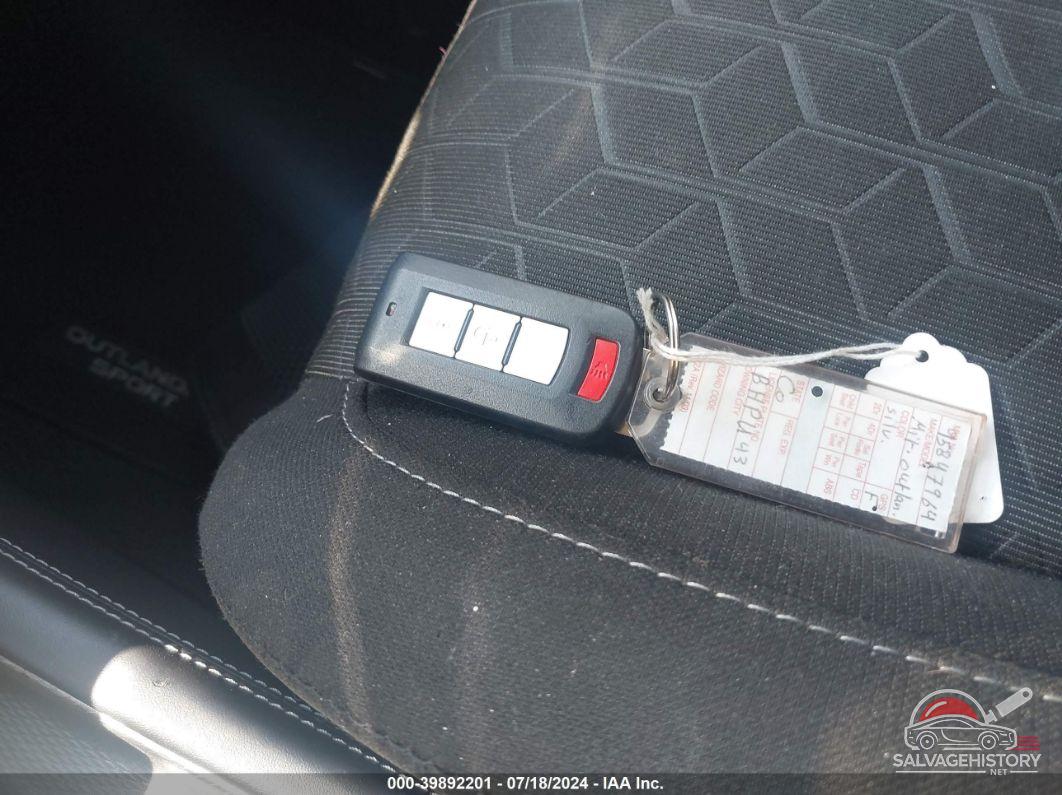 JA4ARUAU3MU014373 2021 MITSUBISHI OUTLANDER SPORT photo no. 11