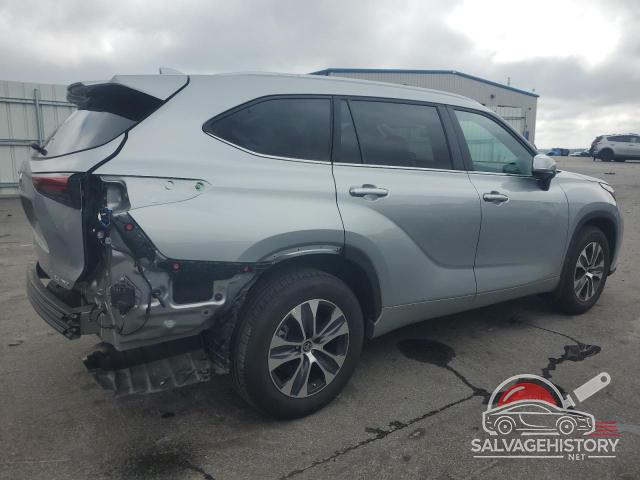 5TDKDRBH8PS030438 2023 TOYOTA HIGHLANDER photo no. 3