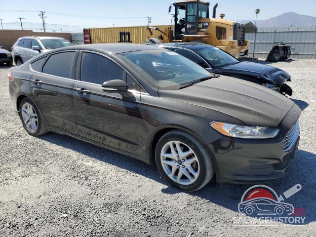 3FA6P0H71FR115700 2015 FORD FUSION photo no. 4