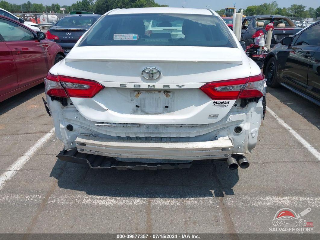 4T1B11HK6JU661779 2018 TOYOTA CAMRY photo no. 6