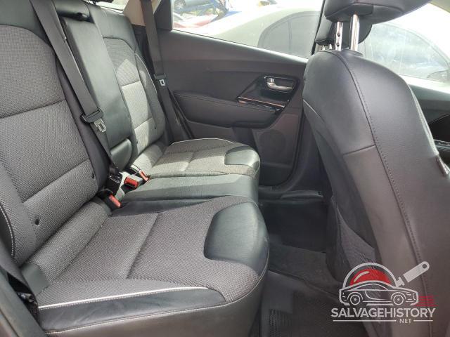 KNDCC3LG3K5021977 2019 KIA NIRO photo no. 10