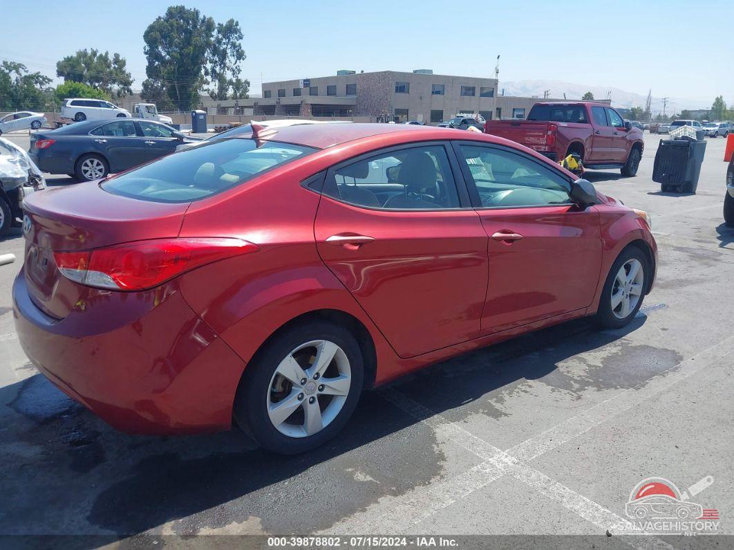 5NPDH4AE3DH241622 2013 HYUNDAI ELANTRA photo no. 4