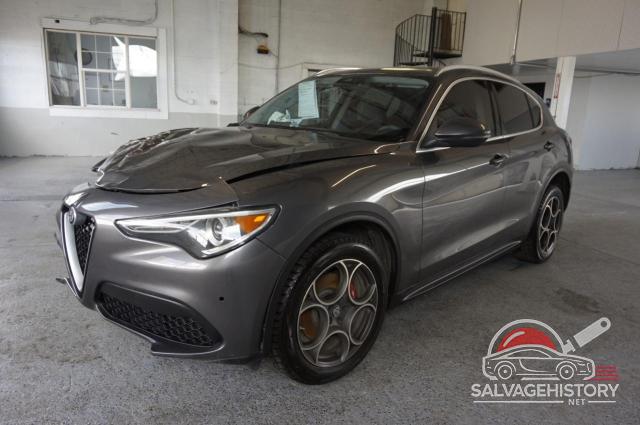 ZASFAKANXJ7B83288 2018 ALFA ROMEO STELVIO photo no. 2