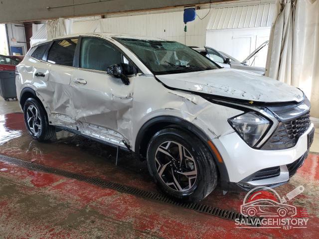 KNDPUCAF7P7049852 2023 KIA SPORTAGE photo no. 4