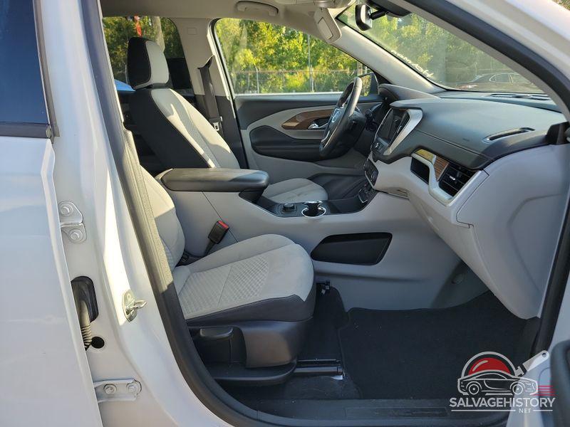 3GKALMEV3JL198430 2018 GMC TERRAIN photo no. 4