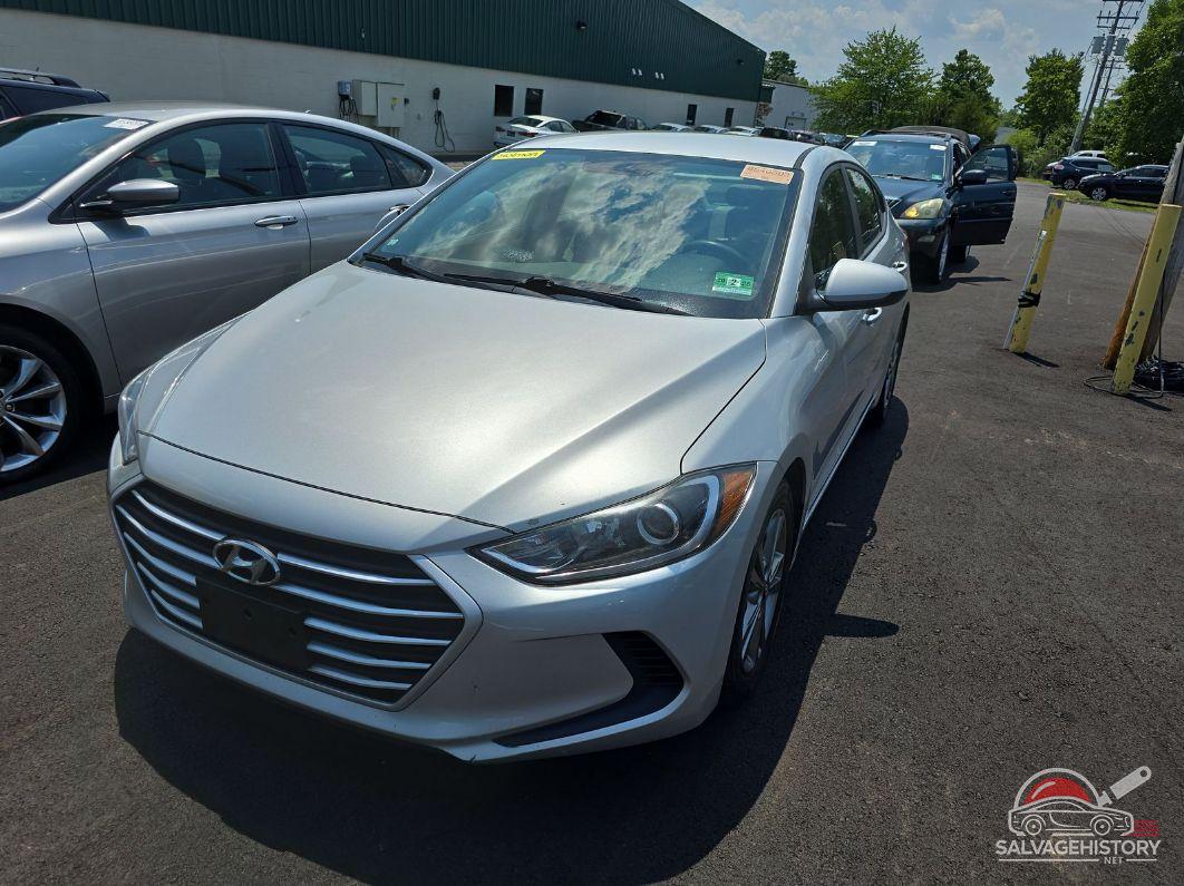 5NPD84LF3JH321729 2018 HYUNDAI ELANTRA photo no. 9