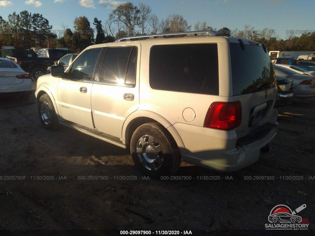 5LMFU28505LJ03833 2005 LINCOLN NAVIGATOR photo no. 3