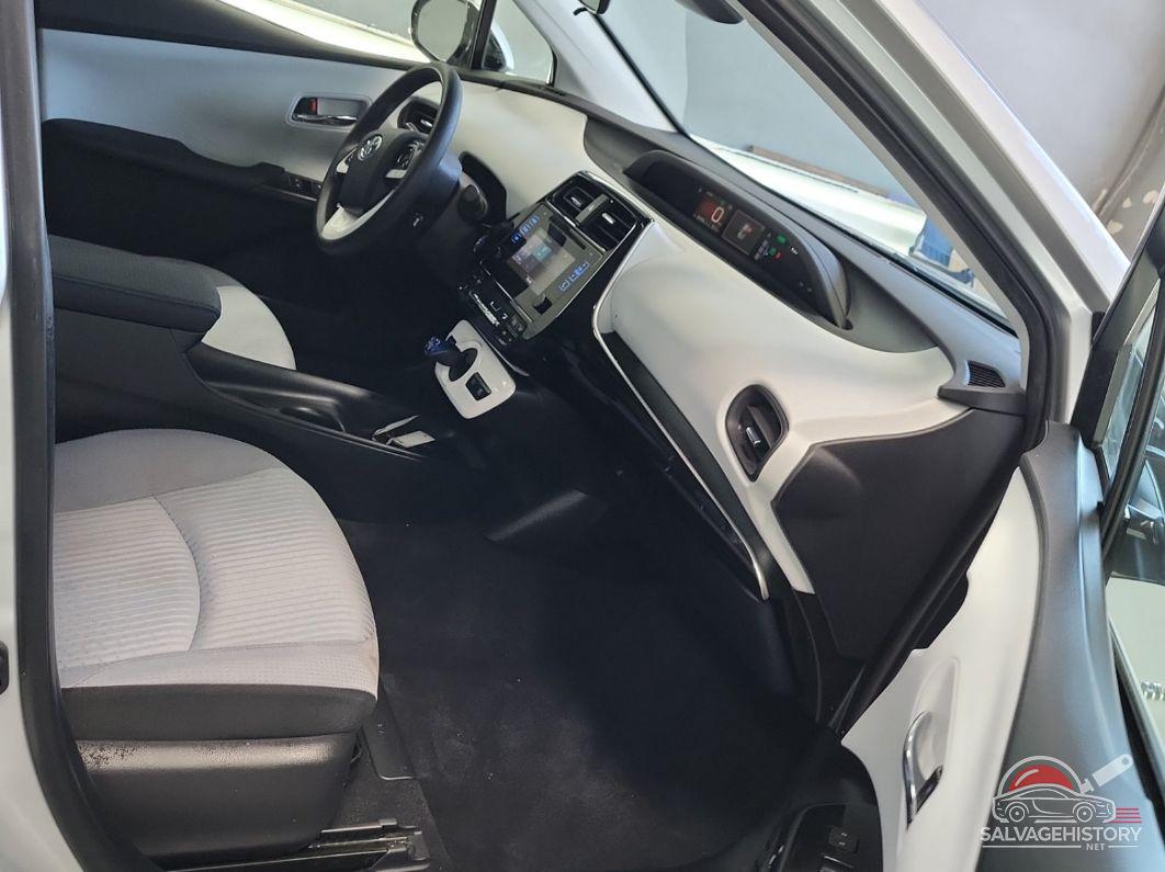 JTDKBRFU6J3073830 2018 TOYOTA PRIUS photo no. 7